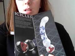 Icicles No. 18 Glass Dildo Review